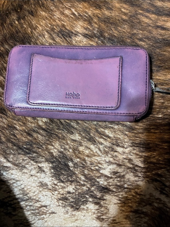 HOBO Handbags - Hobo purple leather wallet